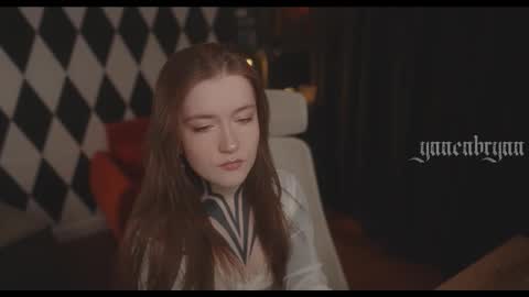 ynnenbrynn online show from November 26, 2025, 8:37 am