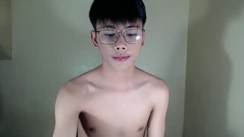 ynotyu online show from November 4, 2025, 12:48 pm