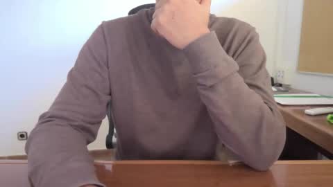 Yo47 online show from November 18, 2025, 3:27 pm