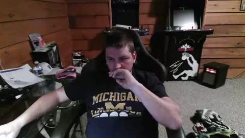 Snapshot of yobenko chatting on February 6, 2026, 6:18 am yobenko online show from February 6, 2026, 6:18 am