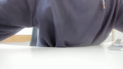 yoda130305 online show from October 24, 2025, 2:57 pm