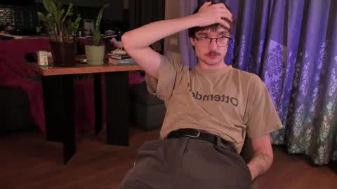Snapshot of yoga_pizza_420 chatting on March 27, 2026, 10:20 pm Max online show from March 27, 2026, 10:20 pm