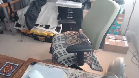 yogaman online show from November 21, 2025, 12:26 pm