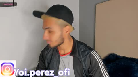 Snapshot of yoi_olimpo chatting on December 16, 2024, 12:06 pm Yoi Olimpo online show from December 16, 2024, 12:06 pm