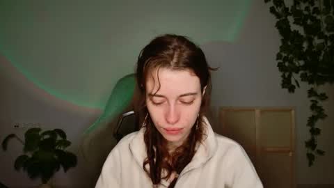 Snapshot of yoka_paradoxxx chatting on October 24, 2025, 5:15 am yoka_paradoxxx online show from October 24, 2025, 5:15 am