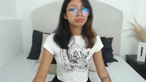 Yommi Winx online show from February 8, 2025, 4:36 am