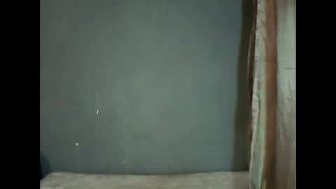 Snapshot of yoncexx25 chatting on March 1, 2025, 2:44 pm amazingkellyxx online show from March 1, 2025, 2:44 pm