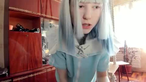 Snapshot of yoonhee_kiss chatting on September 23, 2025, 9:23 am Yoonhee Kiss online show from September 23, 2025, 9:23 am