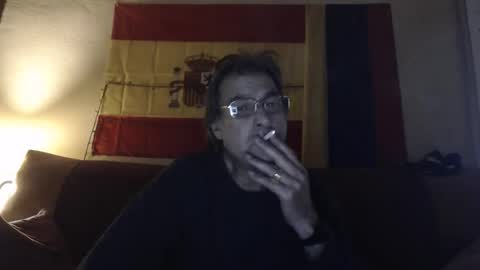 yosep online show from November 1, 2025, 9:33 am