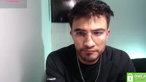 Snapshot of yoshy_man chatting on June 25, 2026, 5:12 am yoshy_man online show from June 25, 2026, 5:12 am