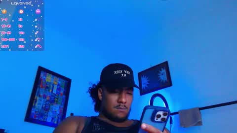 Snapshot of yosoy_enzo2020 chatting on March 19, 2026, 4:38 am Enzo online show from March 19, 2026, 4:38 am