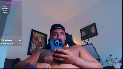 Snapshot of yosoy_enzo2020 chatting on April 3, 2026, 3:26 am Enzo online show from April 3, 2026, 3:26 am
