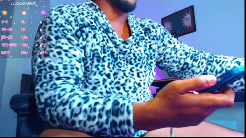 Snapshot of yosoy_enzo2020 chatting on April 6, 2026, 4:21 am Enzo online show from April 6, 2026, 4:21 am