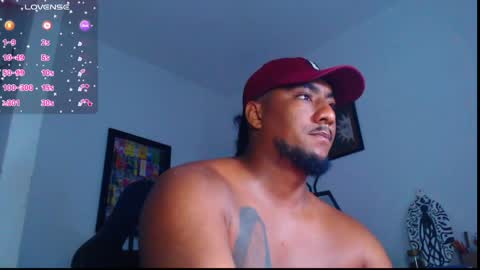 Snapshot of yosoy_enzo2020 chatting on April 12, 2026, 4:50 am Enzo online show from April 12, 2026, 4:50 am