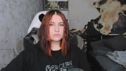 Snapshot of you_lika chatting on September 23, 2025, 1:41 am Lika online show from September 23, 2025, 1:41 am