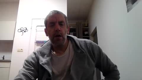 Snapshot of youdeservit chatting on March 11, 2025, 3:05 am CrayZio online show from March 11, 2025, 3:05 am