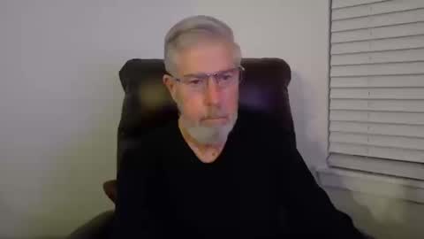 Snapshot of yougogirl_3 chatting on October 16, 2025, 12:39 pm Colorado Guy Straight online show from October 16, 2025, 12:39 pm