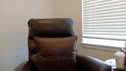 Snapshot of yougogirl_3 chatting on October 22, 2025, 5:56 pm Colorado Guy Straight online show from October 22, 2025, 5:56 pm