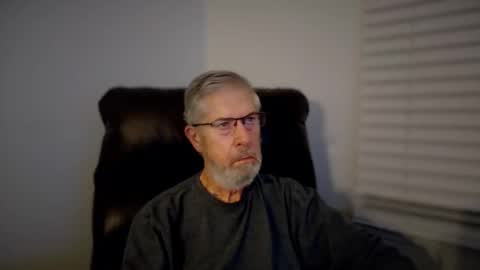 Snapshot of yougogirl_3 chatting on October 26, 2025, 2:17 am Colorado Guy Straight online show from October 26, 2025, 2:17 am