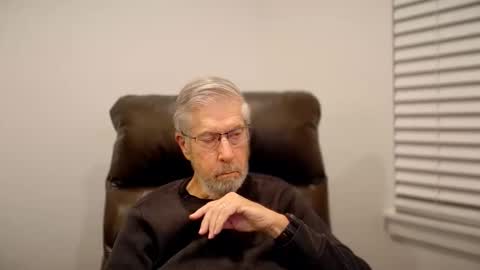 Snapshot of yougogirl_3 chatting on November 3, 2025, 2:02 am Colorado Guy Straight online show from November 3, 2025, 2:02 am