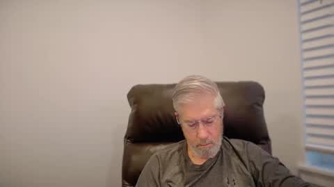 Snapshot of yougogirl_3 chatting on November 8, 2025, 1:33 pm Colorado Guy Straight online show from November 8, 2025, 1:33 pm