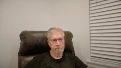 Snapshot of yougogirl_3 chatting on November 15, 2025, 4:54 am Colorado Guy Straight online show from November 15, 2025, 4:54 am