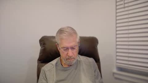 Snapshot of yougogirl_3 chatting on November 20, 2025, 12:16 pm Colorado Guy Straight online show from November 20, 2025, 12:16 pm