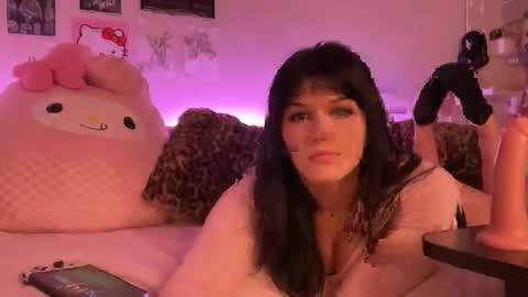 Snapshot of youlovelucyyy chatting on May 9, 2026, 5:12 am lucy online show from May 9, 2026, 5:12 am