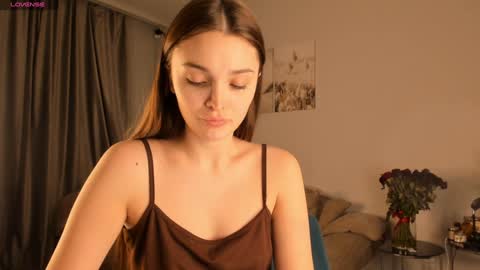 Snapshot of your__voice chatting on February 20, 2026, 8:09 pm Camilla online show from February 20, 2026, 8:09 pm