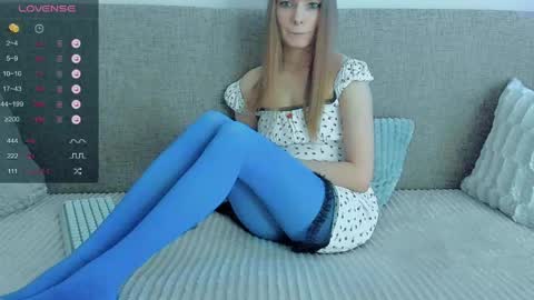 Lily online show from May 19, 2026, 5:14 am