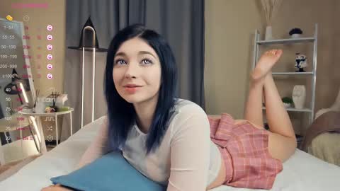 Snapshot of your_desssert chatting on March 2, 2025, 6:59 am Lina online show from March 2, 2025, 6:59 am