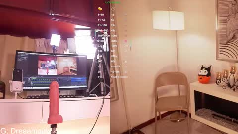 Isabella online show from October 31, 2025, 3:18 am