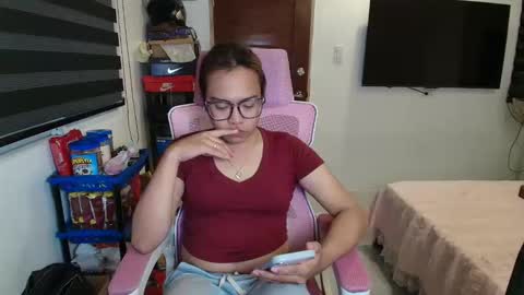 your_dreamgirlxxx69 online show from March 8, 2026, 1:59 pm