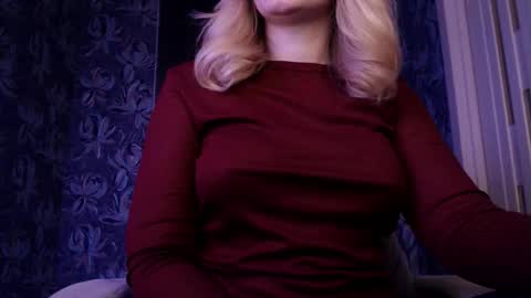 Snapshot of your_freya chatting on February 17, 2026, 3:51 pm Freya online show from February 17, 2026, 3:51 pm