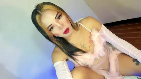 Snapshot of your_girl_yeka chatting on July 14, 2026, 8:19 am your_girl_yeka online show from July 14, 2026, 8:19 am