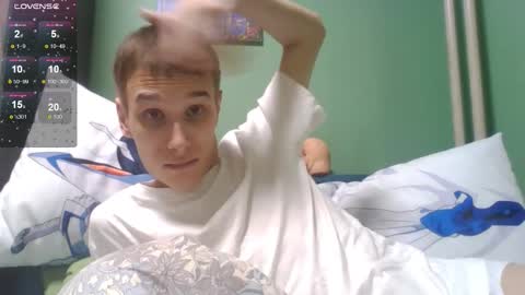 Snapshot of your_honeyy chatting on December 21, 2025, 7:21 pm Mark online show from December 21, 2025, 7:21 pm