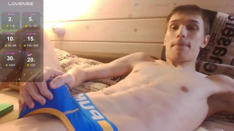 Snapshot of your_honeyy chatting on February 6, 2026, 6:00 pm Mark online show from February 6, 2026, 6:00 pm