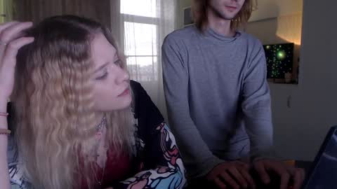 Your Horny Friends online show from December 30, 2024, 9:27 am