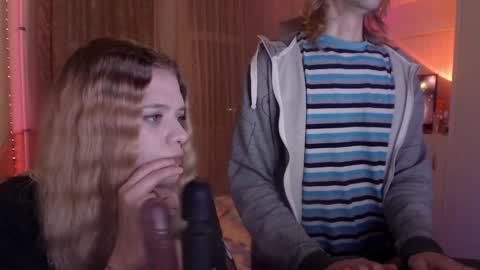 Your Horny Friends online show from January 27, 2025, 8:28 pm