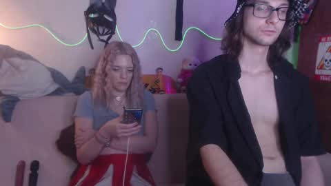 Your Horny Friends online show from March 7, 2025, 3:18 pm