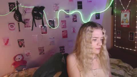 Your Horny Friends online show from November 1, 2025, 2:19 pm