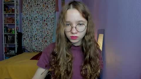 Leslie online show from November 6, 2025, 1:45 pm