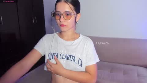 Snapshot of your_lilacute1 chatting on June 13, 2026, 10:29 pm Lila online show from June 13, 2026, 10:29 pm