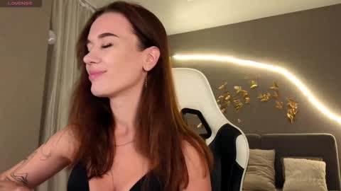 Snapshot of your_misstress chatting on November 27, 2025, 2:13 am Jessica Loyd online show from November 27, 2025, 2:13 am