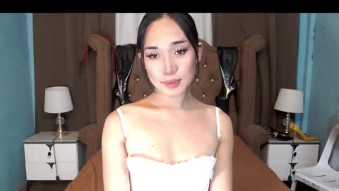 your_naughty_cumslut69 online show from November 12, 2025, 12:05 pm