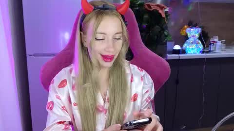 Snapshot of your_psychologist chatting on January 15, 2026, 12:37 am Alice online show from January 15, 2026, 12:37 am