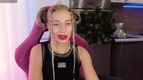 Alice  online show from May 27, 2026, 1:57 am