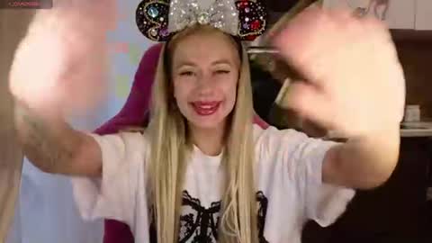 Alice  online show from July 4, 2026, 12:39 am