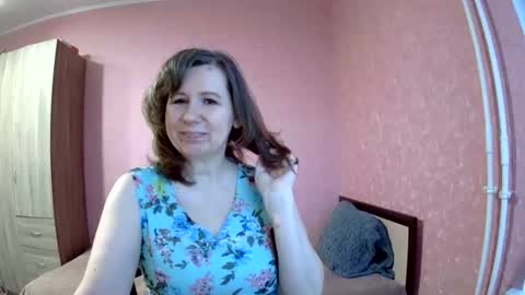 Snapshot of your_starsun chatting on December 5, 2025, 8:34 am your_starsun online show from December 5, 2025, 8:34 am