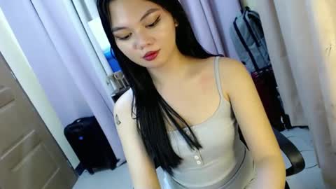Snapshot of yourangelictransgirl chatting on December 12, 2024, 6:21 pm Hi its me Yna online show from December 12, 2024, 6:21 pm